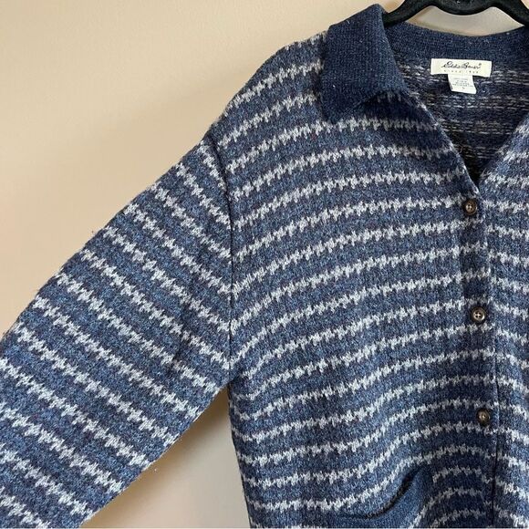 ✨ Eddie Bauer Women’s 100% Wool Blue Gray Striped Cardigan Large - Picture 6 of 10